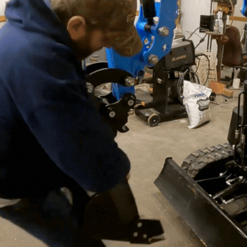 Mini Excavator Quick Change Hitch Attachment